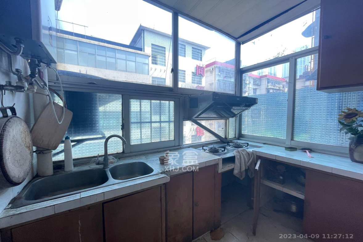 上麻园岭散盘  3室2厅1卫    2300.0元/月室内图