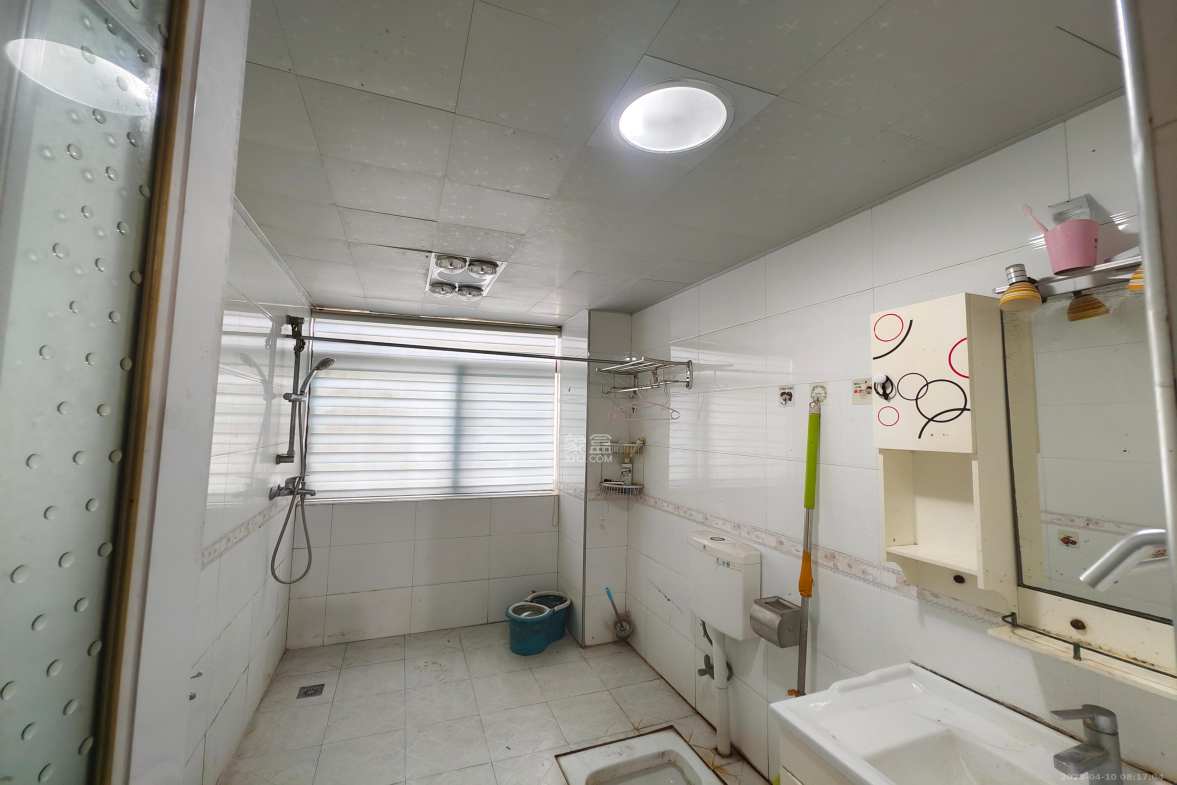 幸福里润城(幸福里二期) 3室2厅2卫 3500.0元/月 幸福里润城(幸福里二期) 3室2厅2卫 3500.0元/月室内图