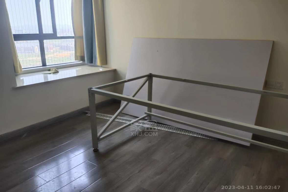 时代新城（翰林府）  3室2厅1卫    1800.0元/月室内图