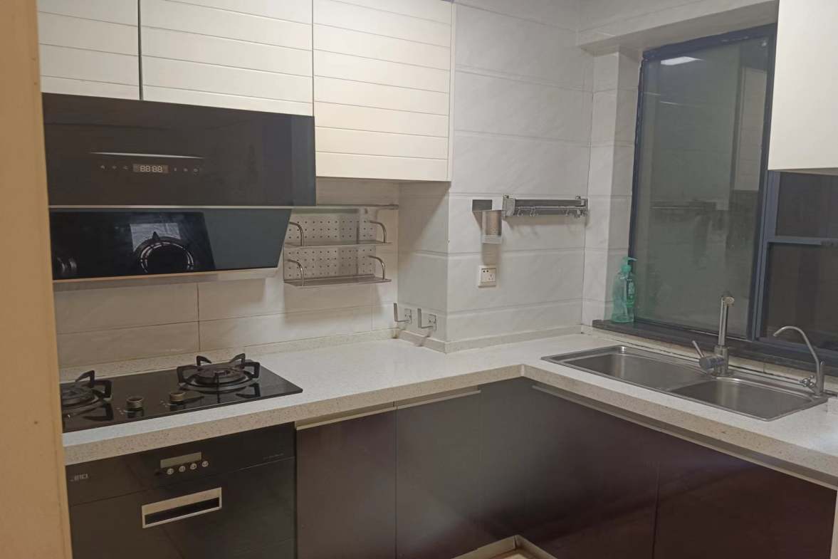 新邦壹品  2室2厅1卫   2200.00元/月室内图1