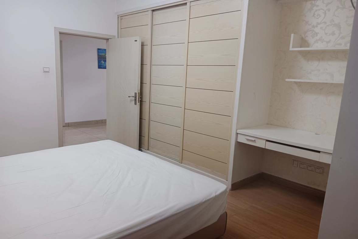 新邦壹品  2室2厅1卫   2200.00元/月室内图