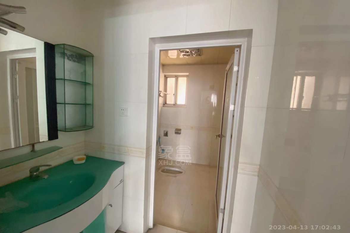 耀华大厦 4室2厅1卫 2300.0元/月 耀华大厦 4室2厅1卫 2300.0元/月室内图