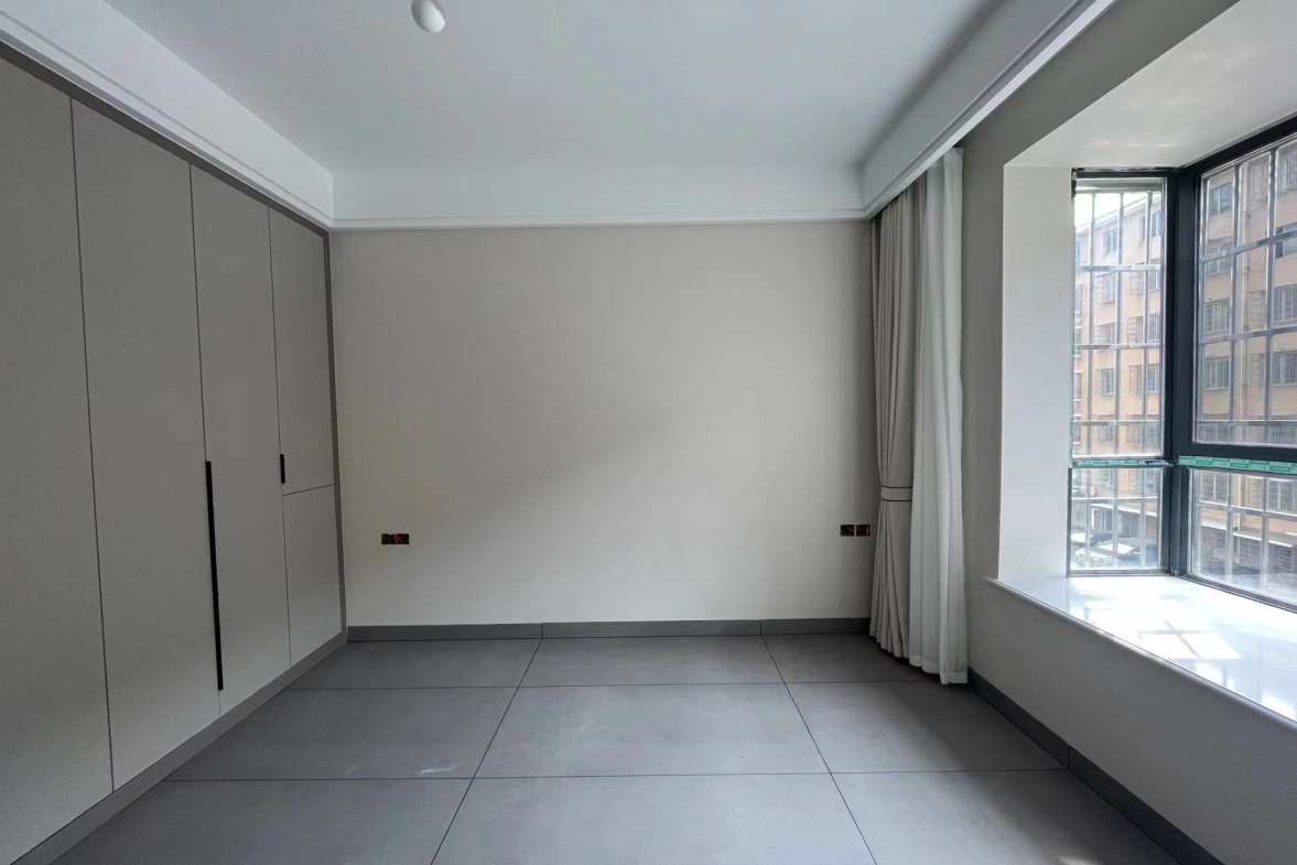 雷锋山紫园小区 2室2厅1卫 2000.00元/月 雷锋山紫园小区 2室2厅1卫 2000.00元/月室内图