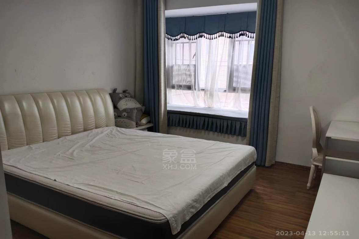 碧桂园  3室2厅1卫    2000.0元/月室内图