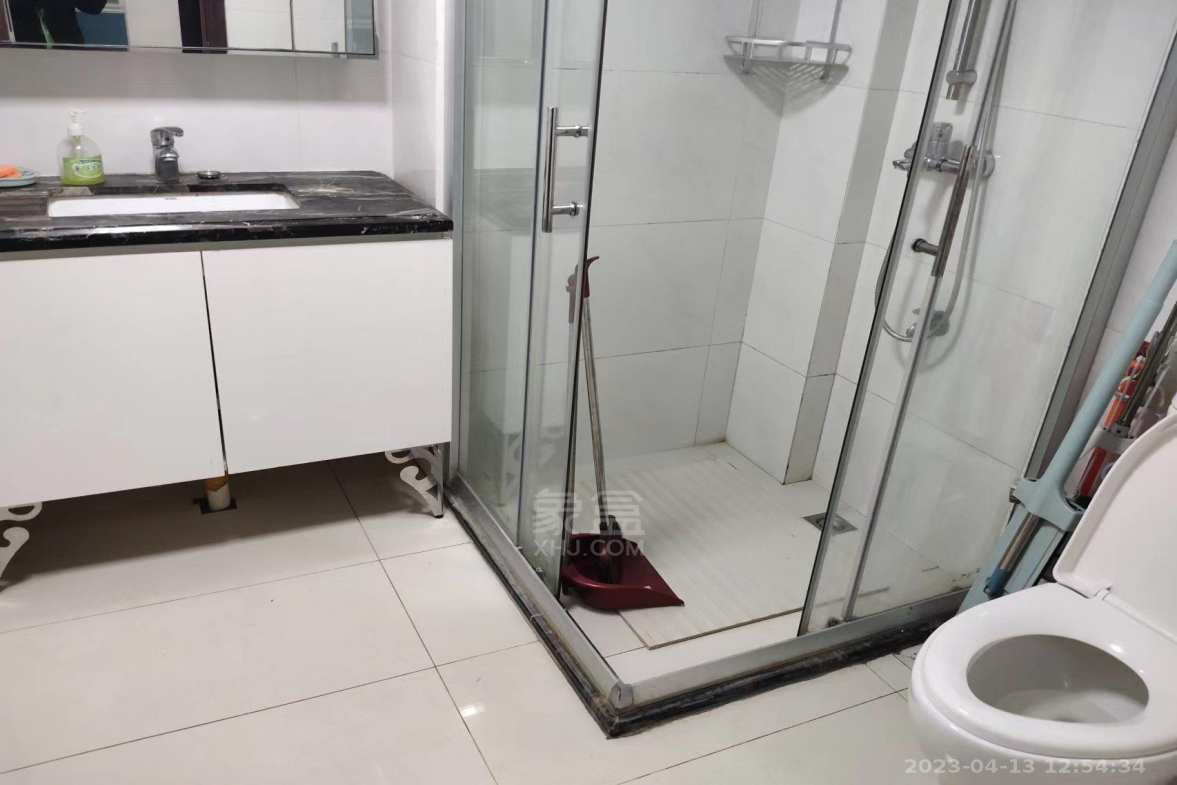 碧桂园  3室2厅1卫    2000.0元/月室内图