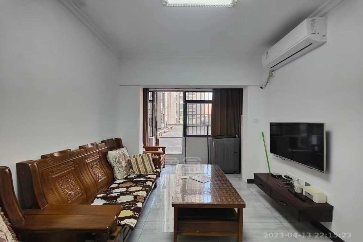 新桂公馆 2室1厅1卫 1700.0元/月 新桂公馆 2室1厅1卫 1700.0元/月室内图