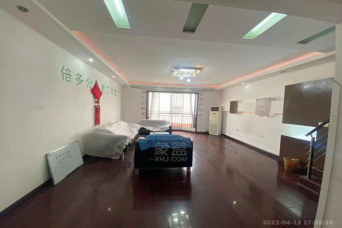 耀华大厦 4室2厅1卫 2300.0元/月 耀华大厦 4室2厅1卫 2300.0元/月室内图