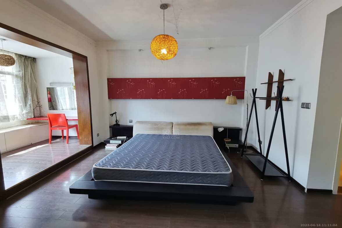 国税二村  4室2厅2卫   1600.00元/月室内图