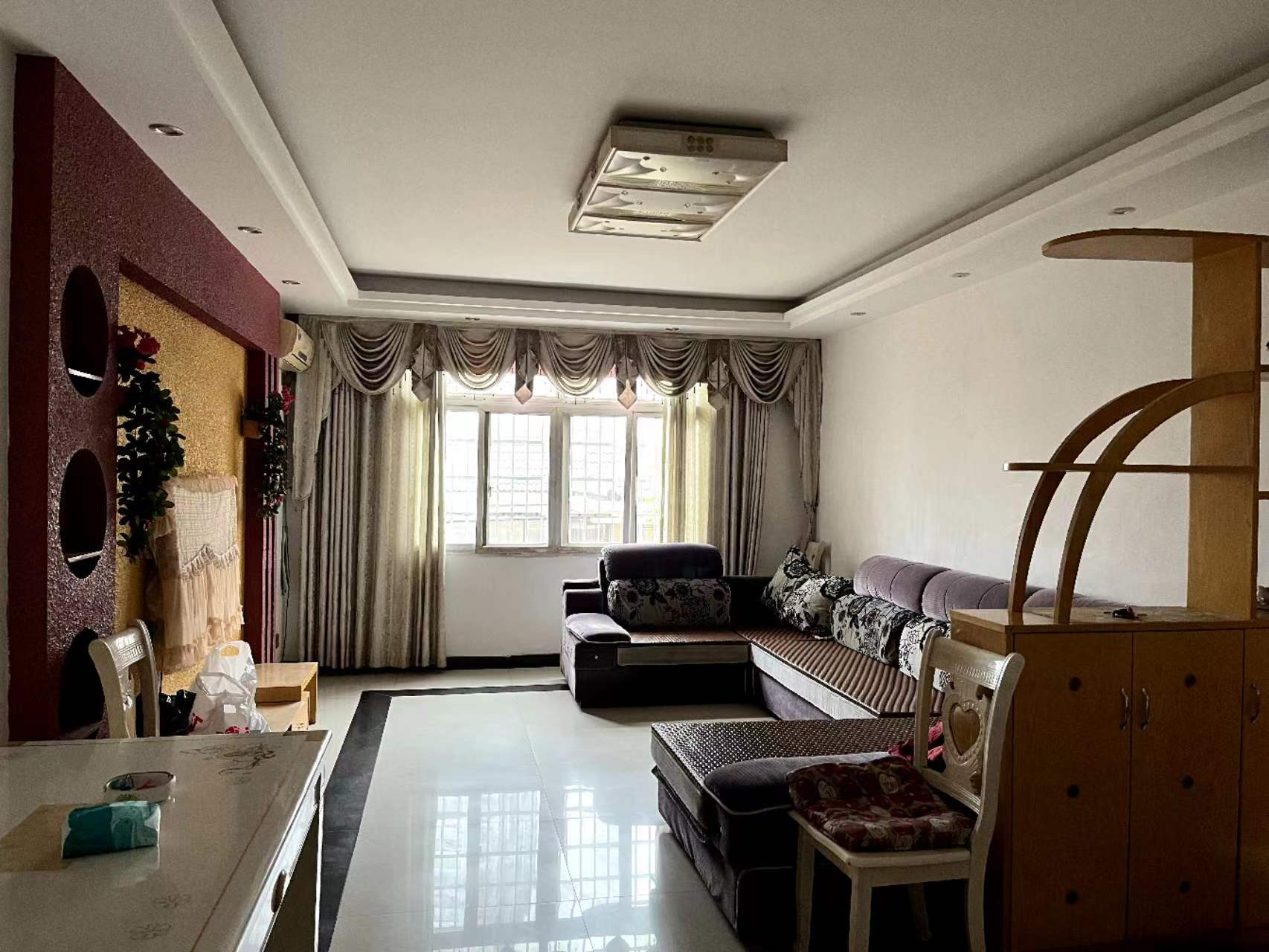 五和小区  3室2厅2卫   46.80万