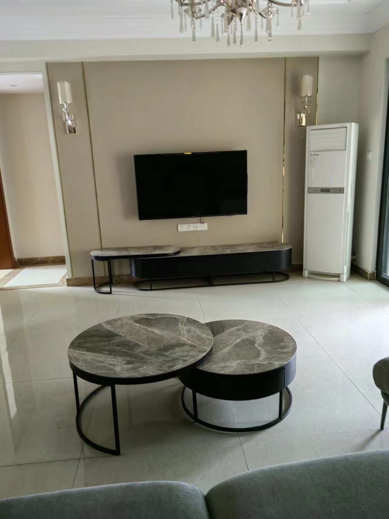 恒大御景湾  3室2厅2卫   2500.00元/月