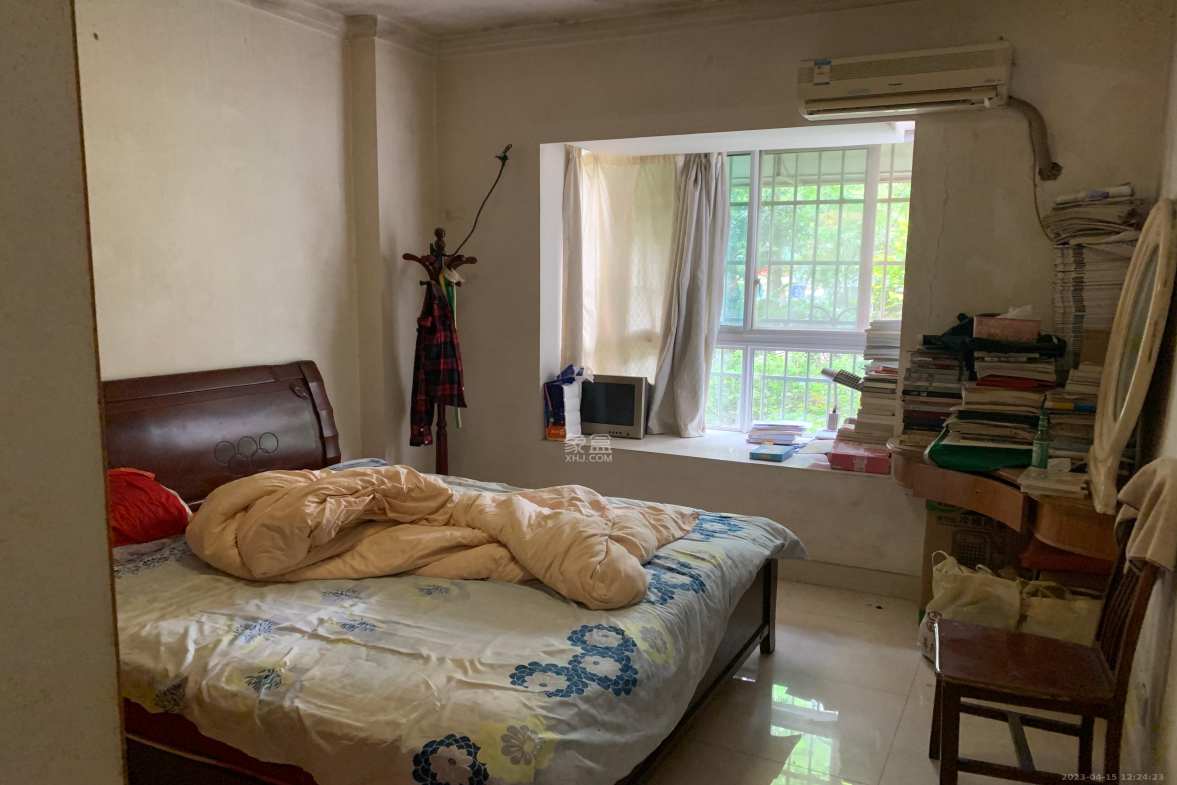 东城名苑  3室2厅1卫    1800.0元/月室内图