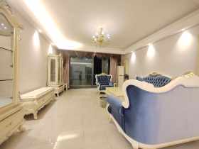 新阳光100大湖第  4室3厅2卫   230.00万