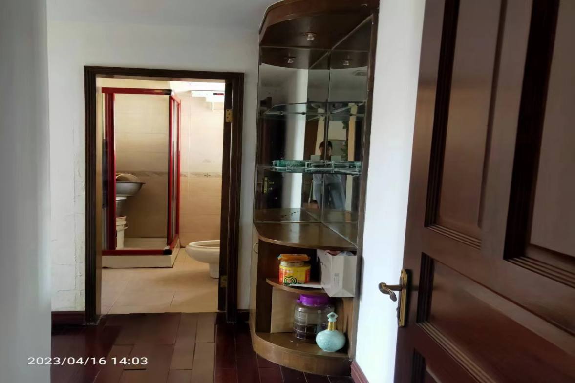 仙人阁 4室2厅2卫 50.80万 仙人阁 4室2厅2卫 50.80万室内图