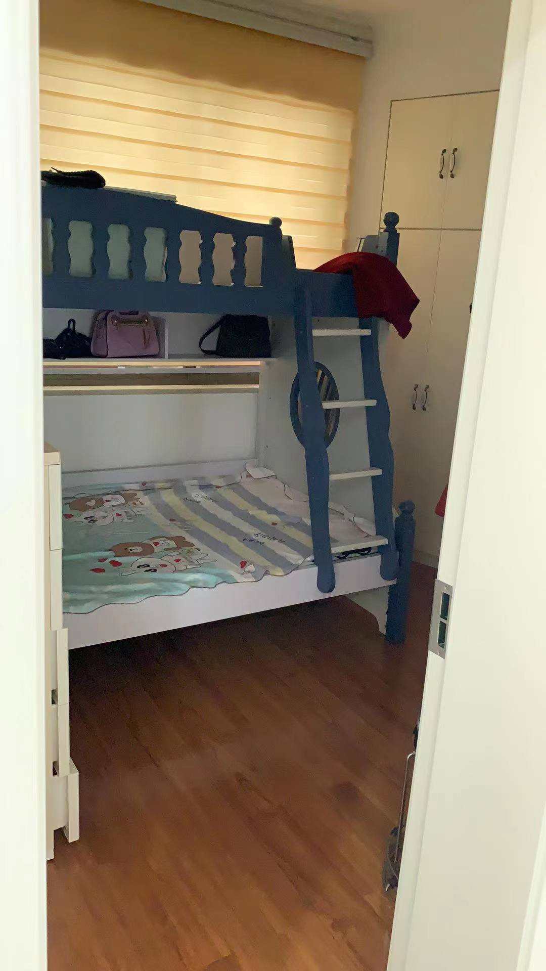 百花好望角  3室2厅1卫   60.00万客厅