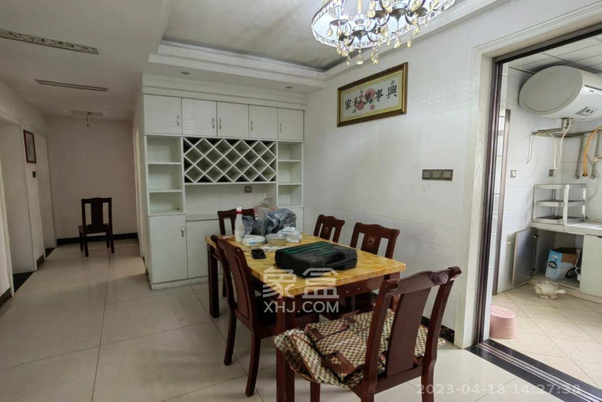 三城花苑（一，二，三期）  3室2厅2卫   1600.00元/月室内图