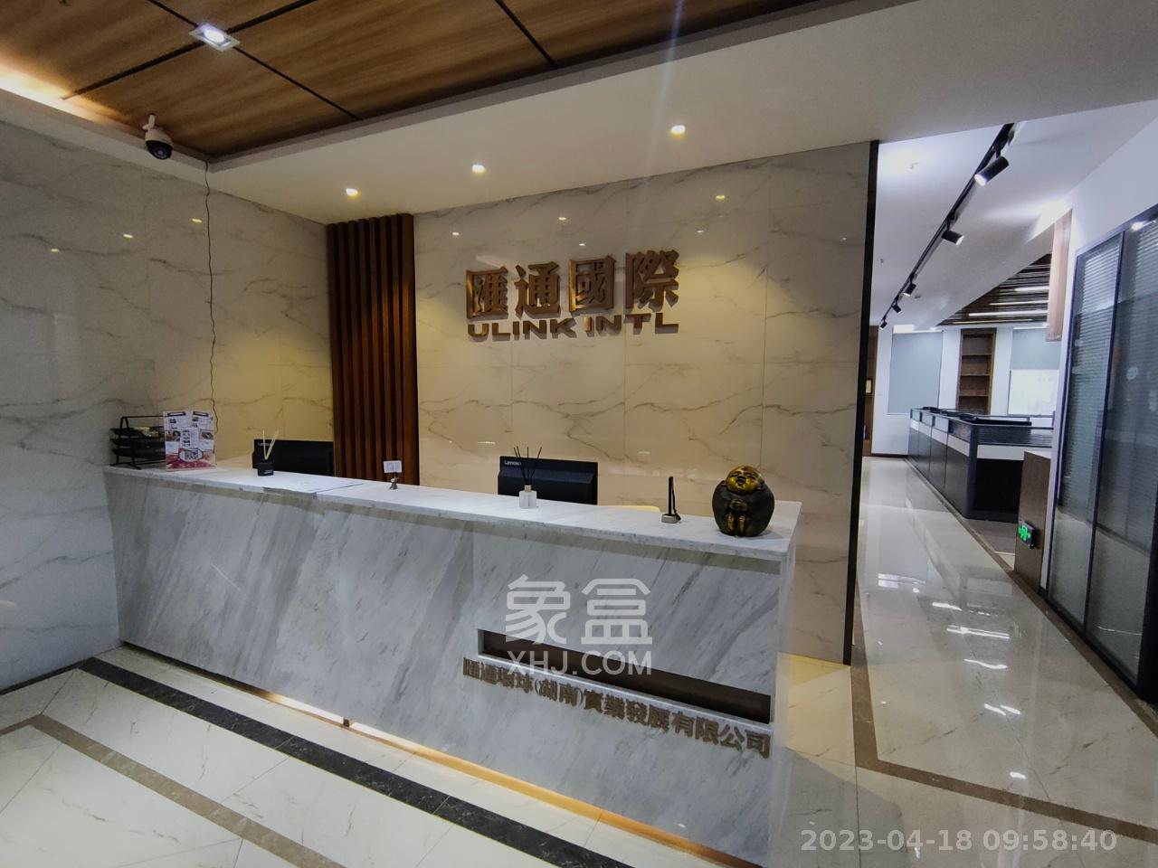 麓谷钰园（麓谷企业广场）   180.0㎡     10000.00元/月