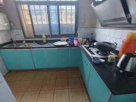 月塘生活小区  3室2厅1卫    35.0万