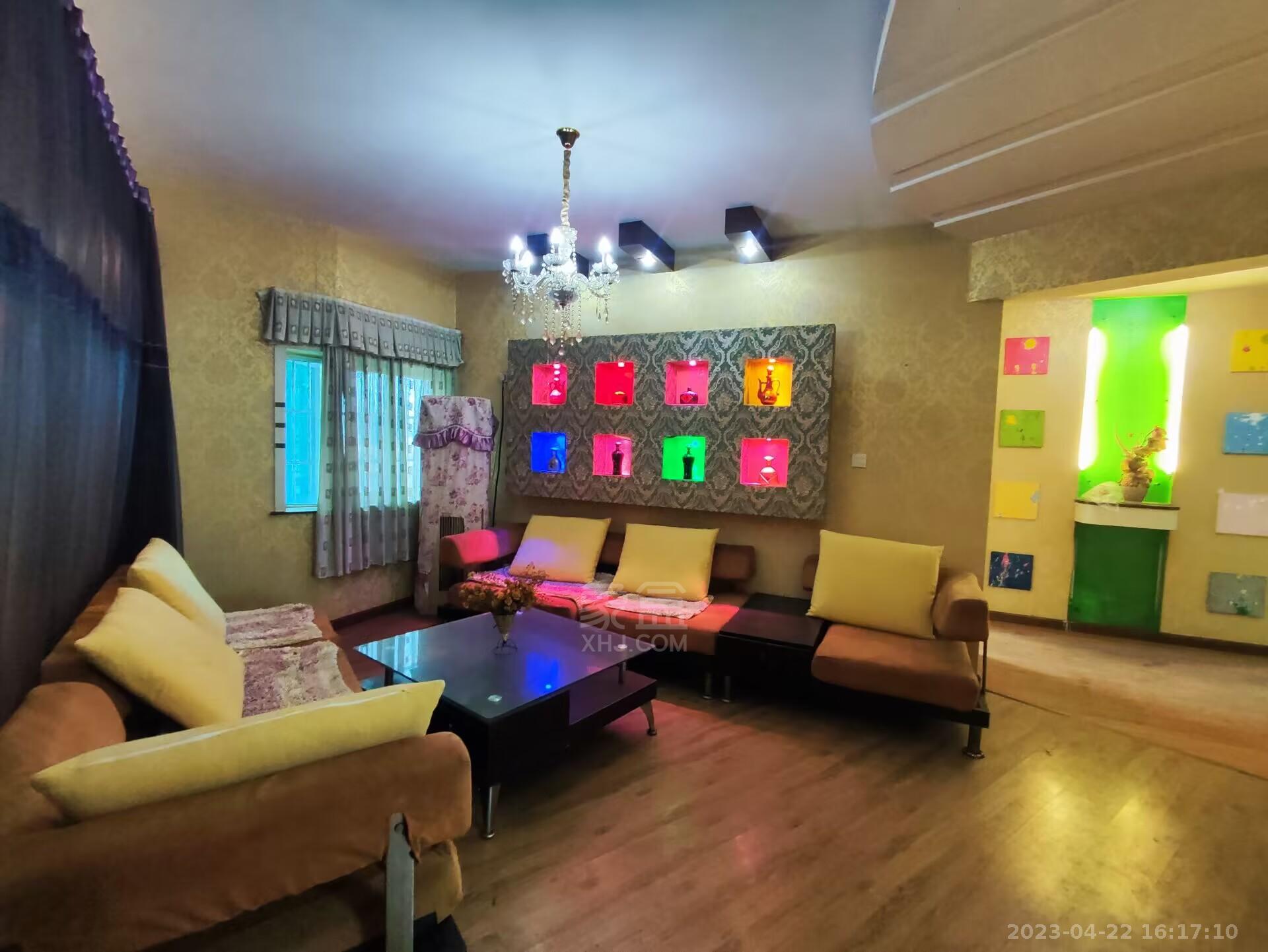 联谊新村  5室2厅2卫   2500.00元/月