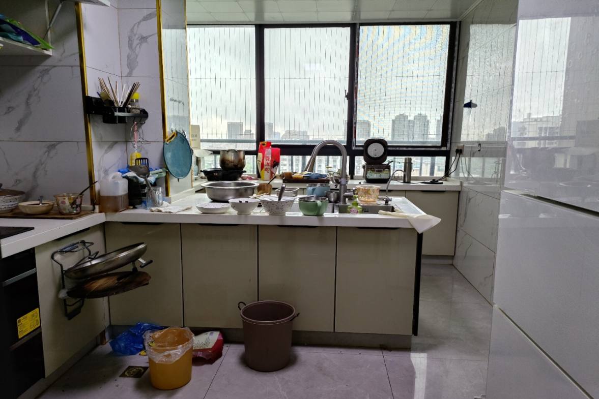 新都汇  3室2厅2卫   89.80万室内图