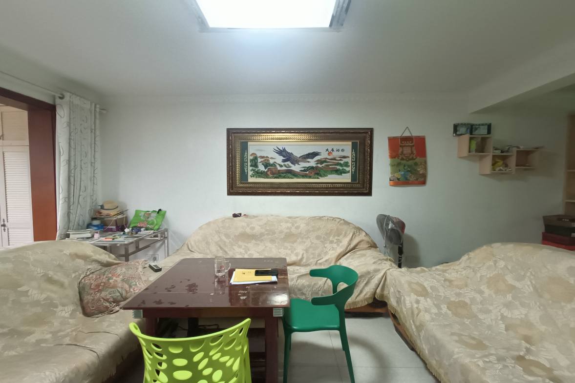 弘星大厦 3室2厅2卫 1600.0元/月 弘星大厦 3室2厅2卫 1600.0元/月室内图