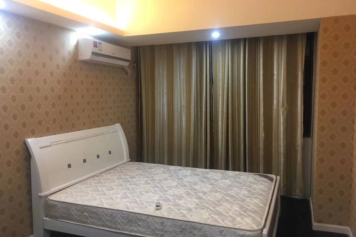 万豪城市花园  1室1厅1卫   1300.00元/月室内图