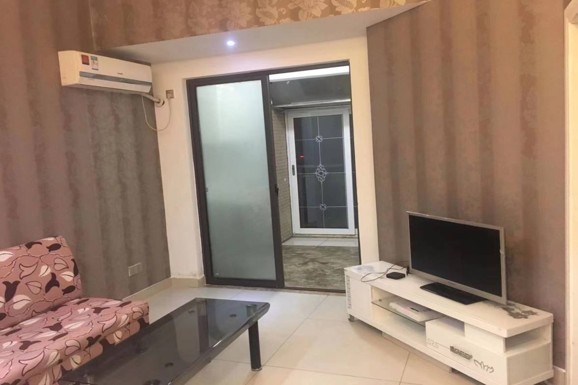 万豪城市花园  1室1厅1卫   1300.00元/月室内图1