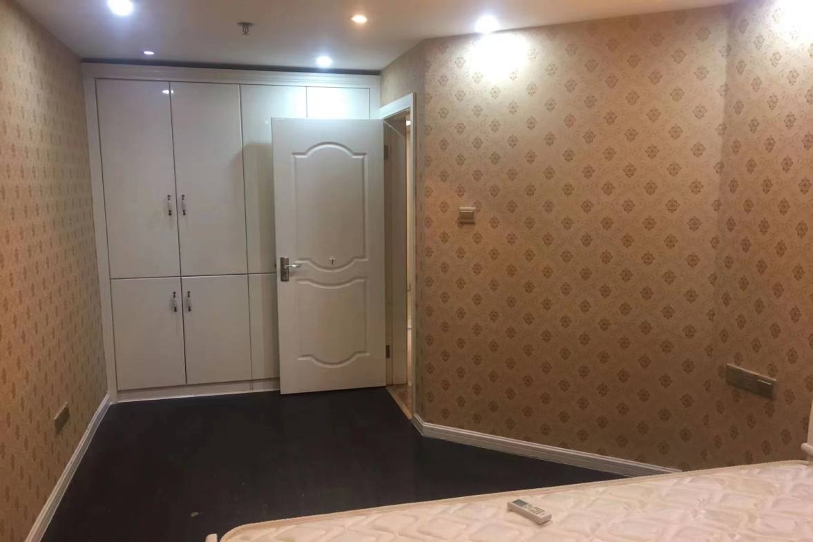 万豪城市花园  1室1厅1卫   1300.00元/月室内图