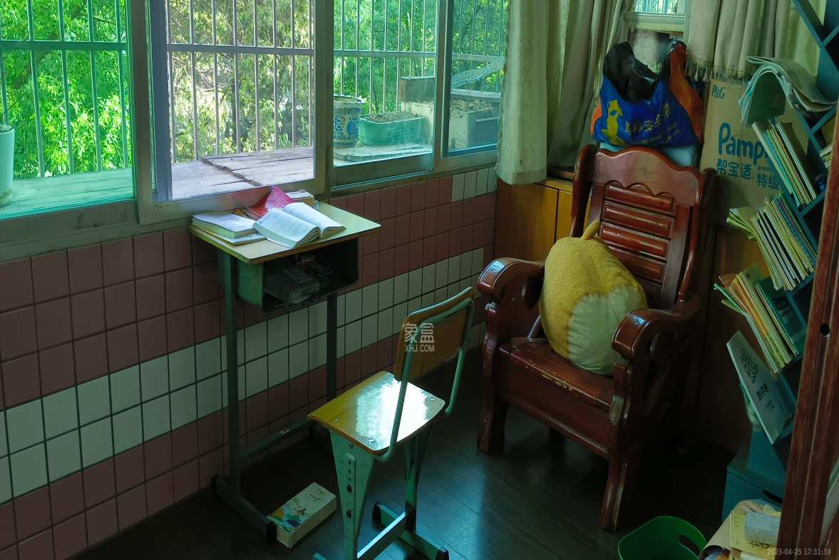 德邦新村  3室2厅2卫   2400.00元/月室内图