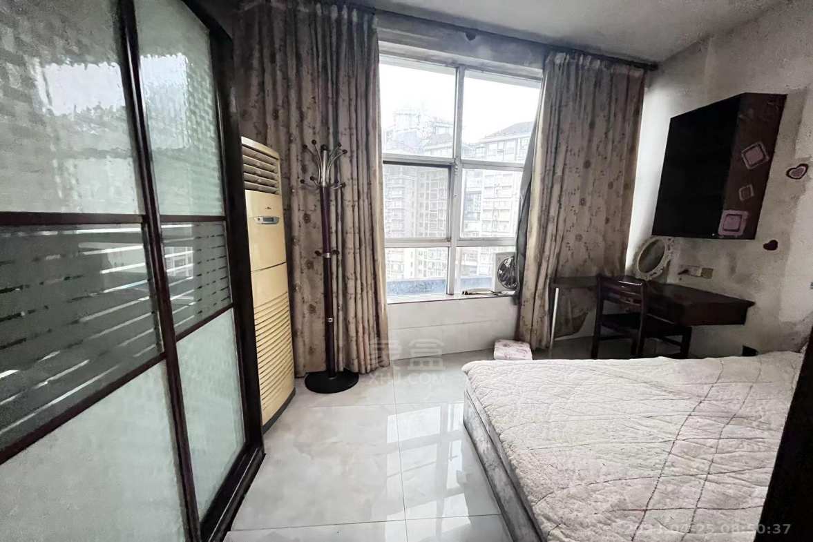 旺和大厦  1室1厅1卫   800.00元/月室内图1