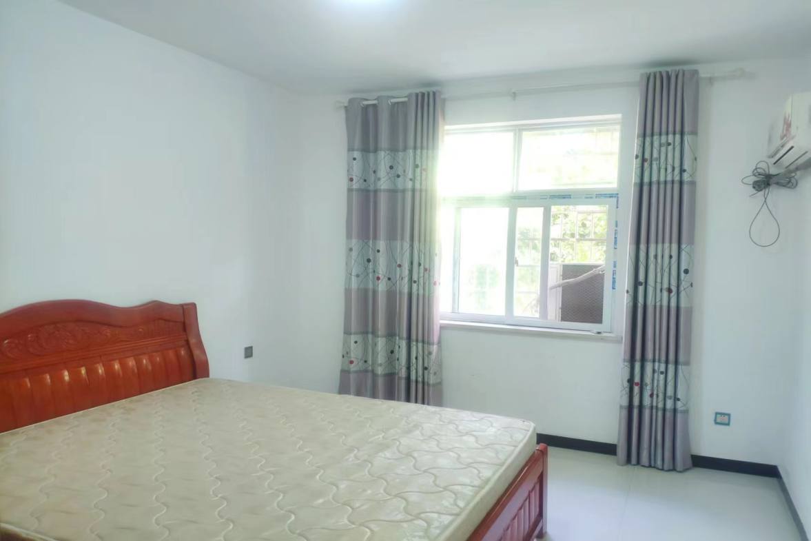 东风二组 2室1厅1卫 1200.0元/月 东风二组 2室1厅1卫 1200.0元/月室内图