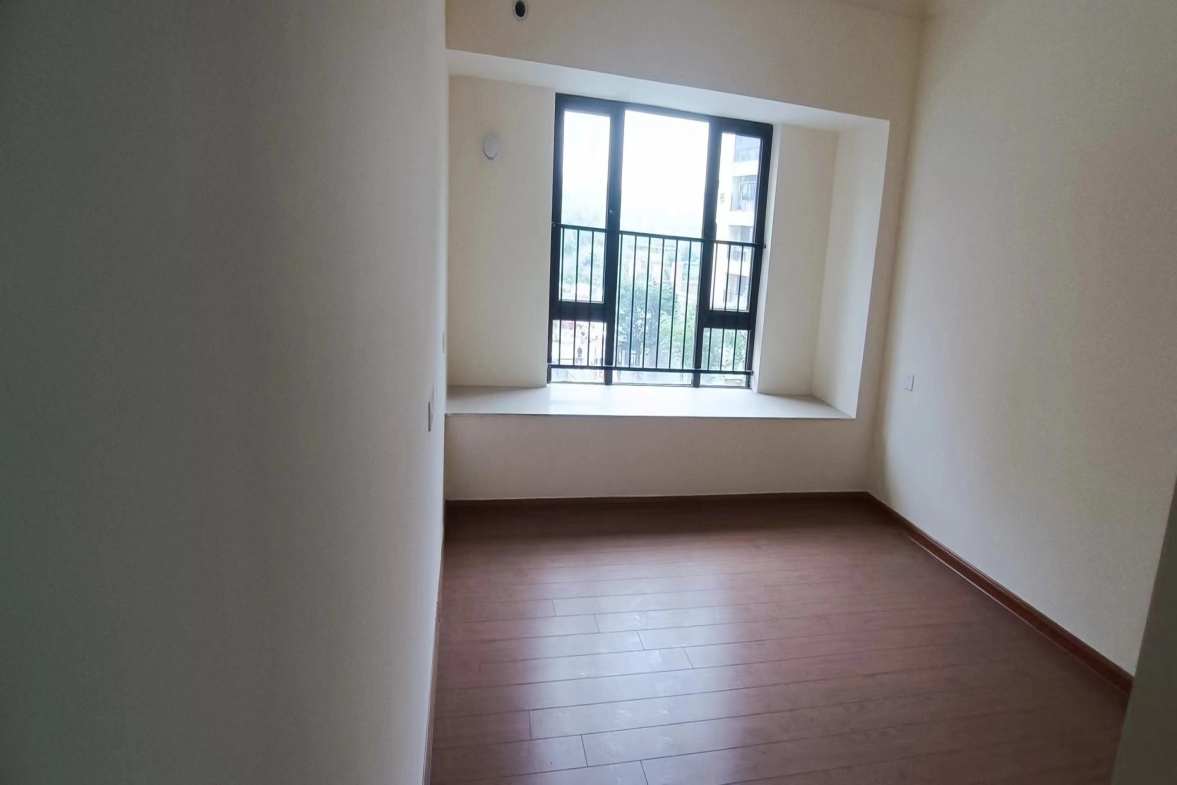 碧桂园豪园-二期 3室1厅2卫 1700.0元/月 碧桂园豪园-二期 3室1厅2卫 1700.0元/月室内图