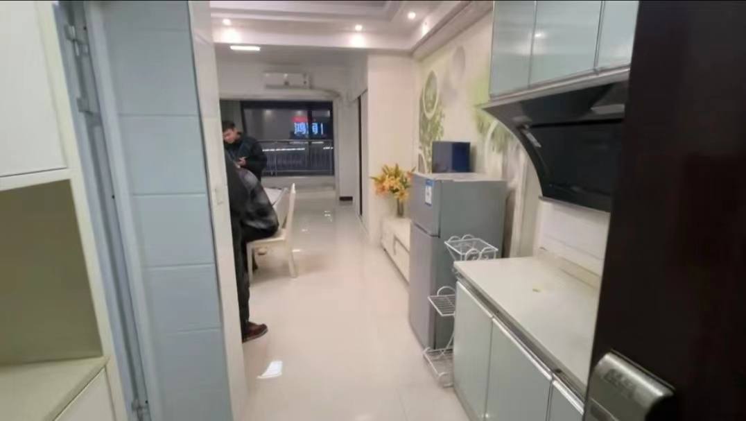 吉泰领寓  1室1厅1卫    1200.0元/月室内图