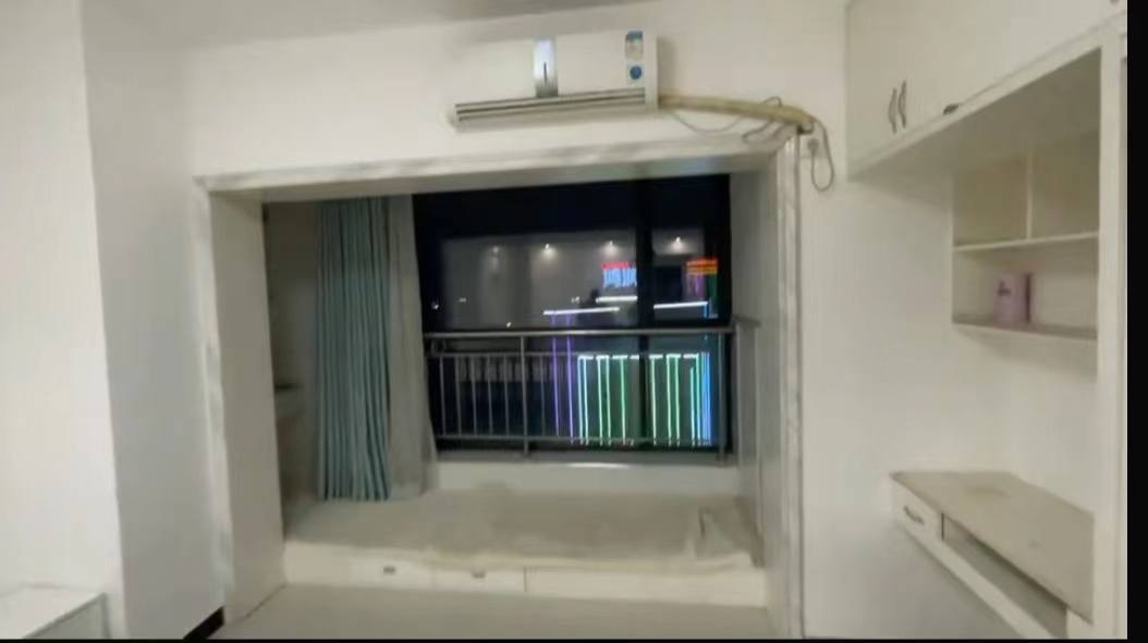 吉泰领寓  1室1厅1卫    1200.0元/月室内图