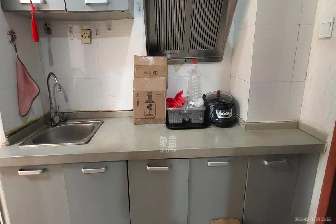 万鸿鑫城 1室1厅1卫 1100.0元/月 万鸿鑫城 1室1厅1卫 1100.0元/月室内图