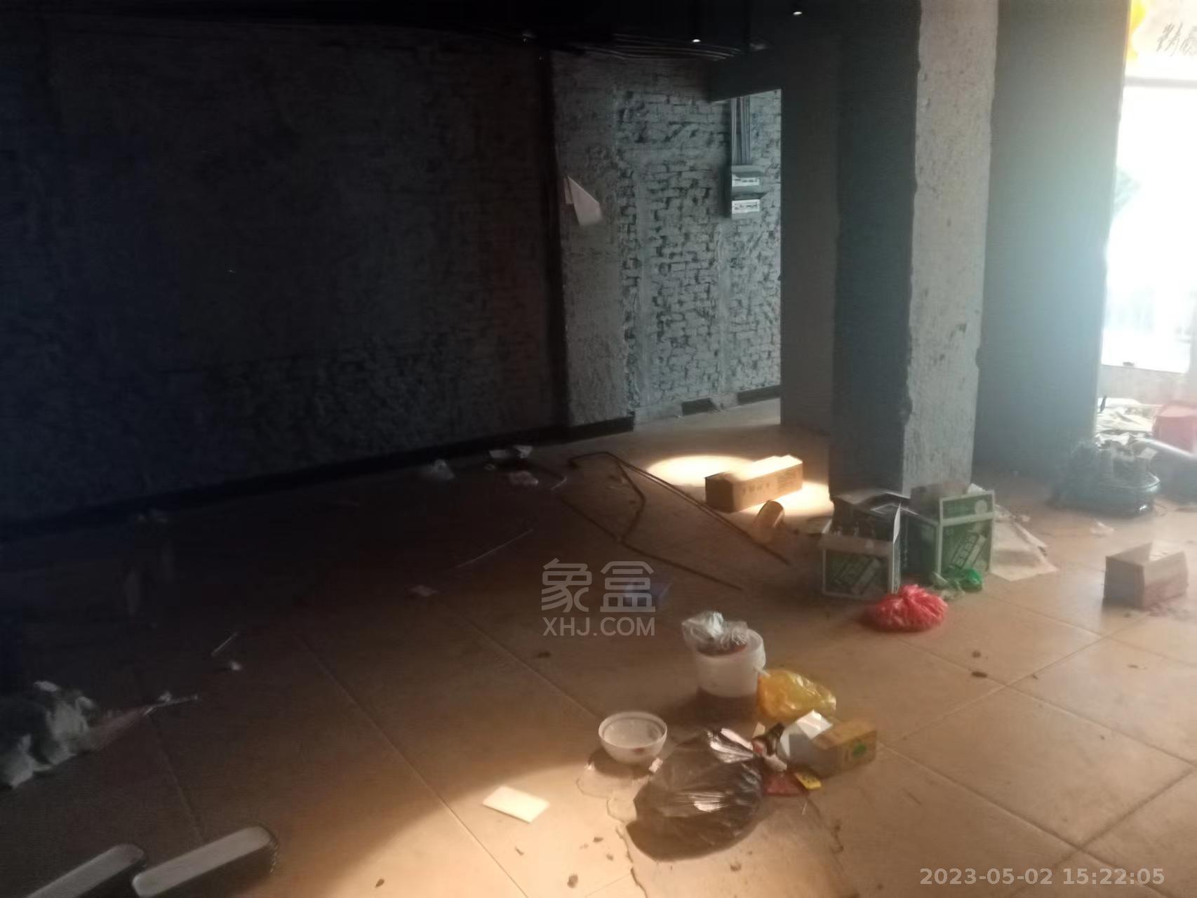 红旗中路散盘   1000.0㎡      5000.0元/月室内图