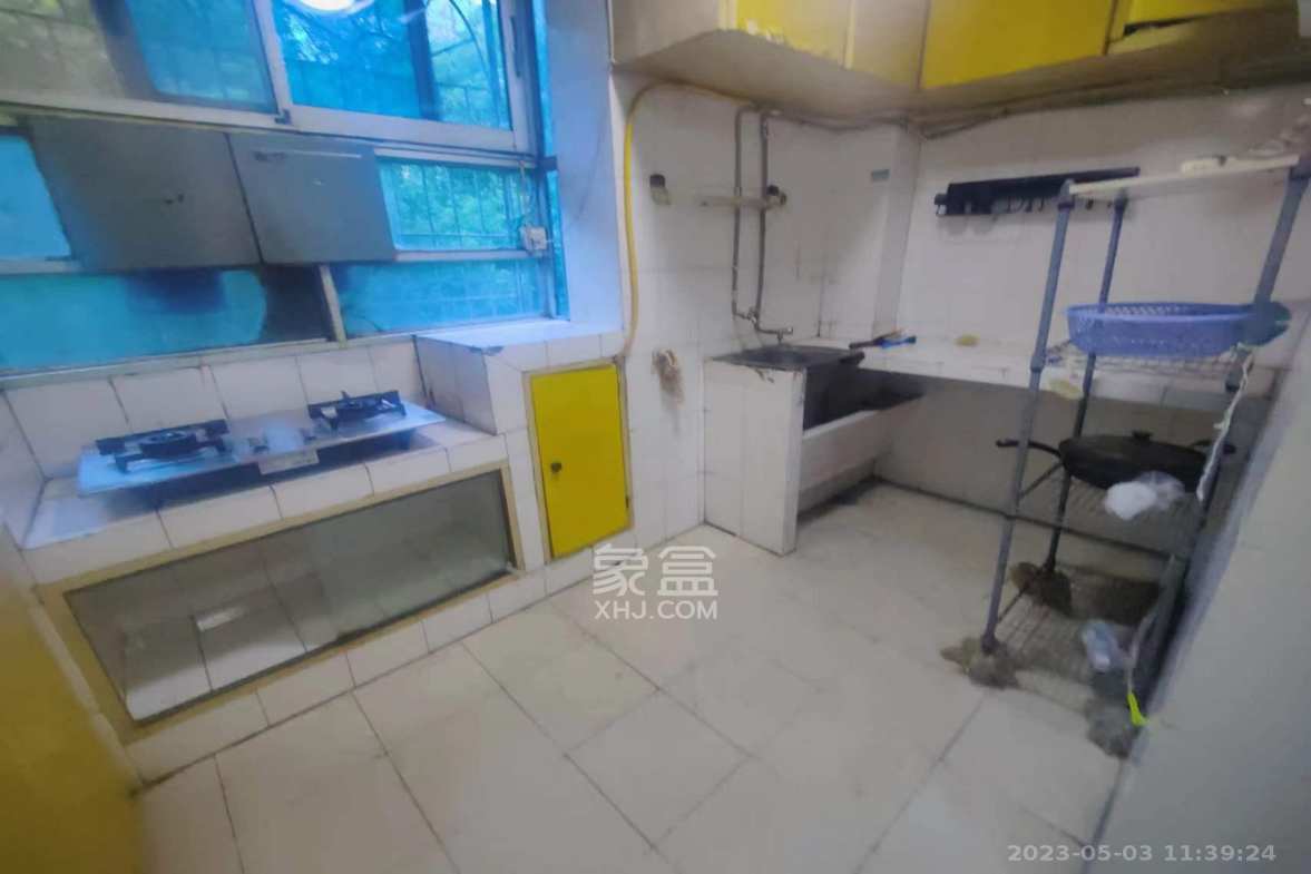 省水院宿舍  2室2厅1卫    2200.0元/月 省水院宿舍  2室2厅1卫    2200.0元/月室内图