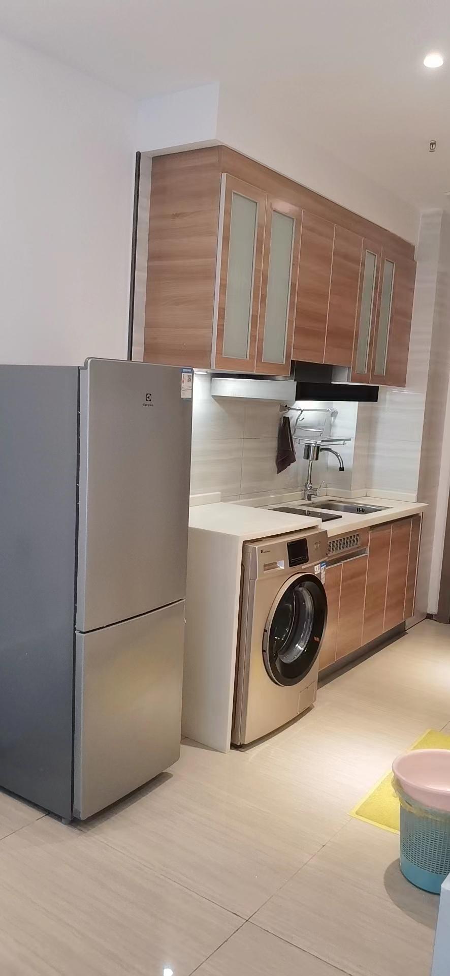 恒大华府 1室1厅1卫 1300.00元/月 恒大华府 1室1厅1卫 1300.00元/月室内图