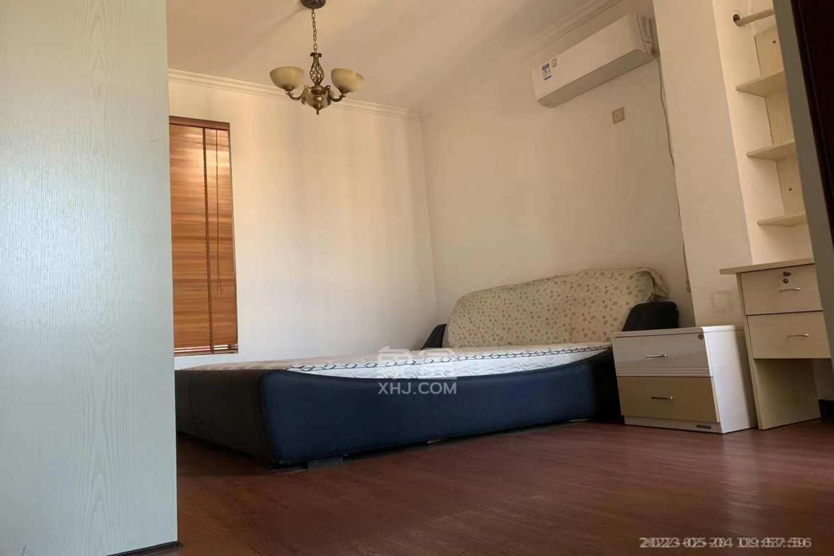 泰山公馆 3室2厅2卫 1800.0元/月 泰山公馆 3室2厅2卫 1800.0元/月室内图