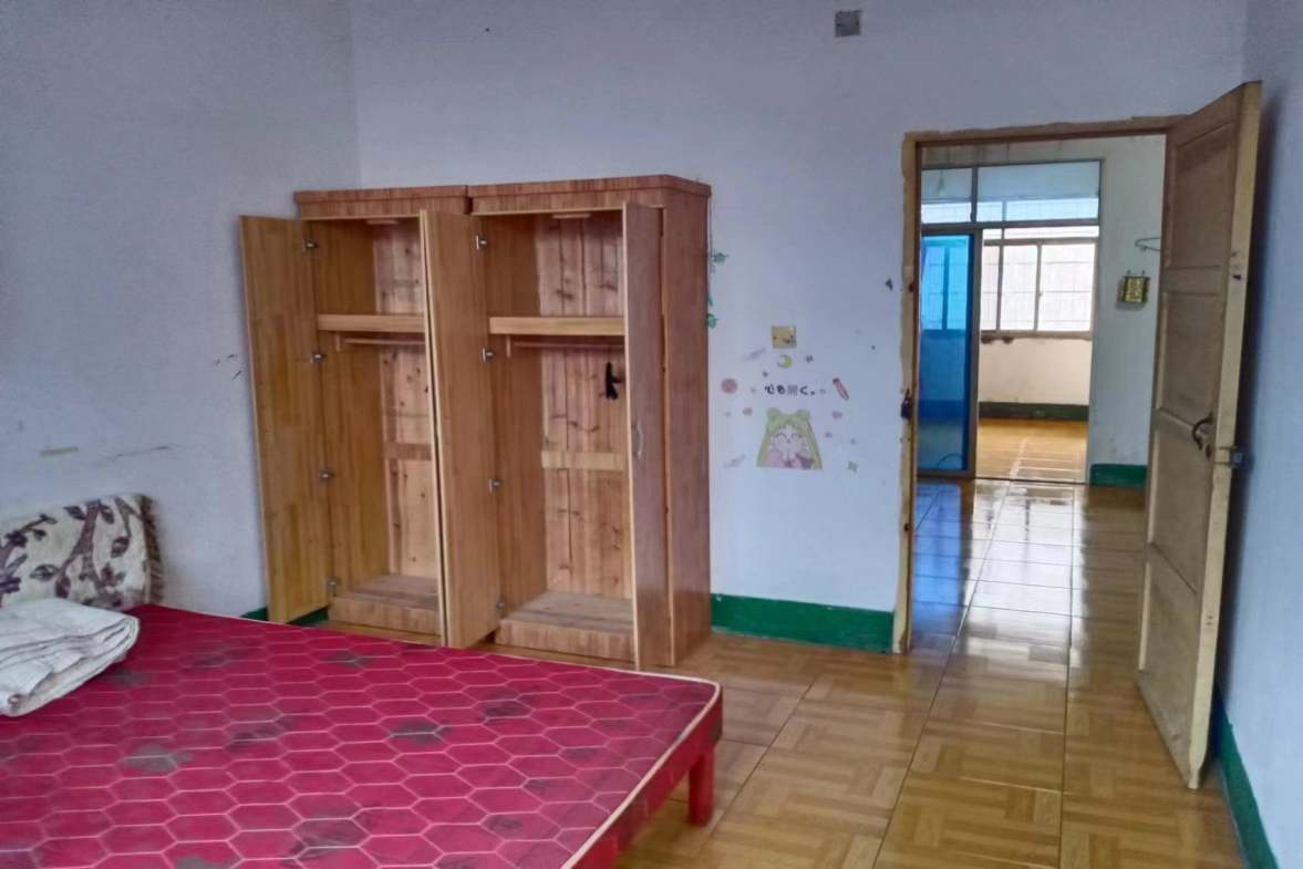 王家小区  2室1厅1卫    650.0元/月室内图1