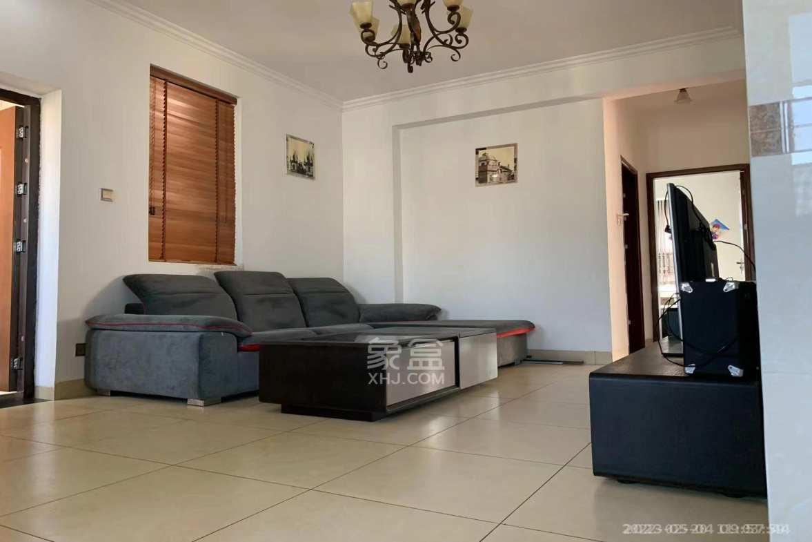 泰山公馆 3室2厅2卫 1800.0元/月 泰山公馆 3室2厅2卫 1800.0元/月室内图