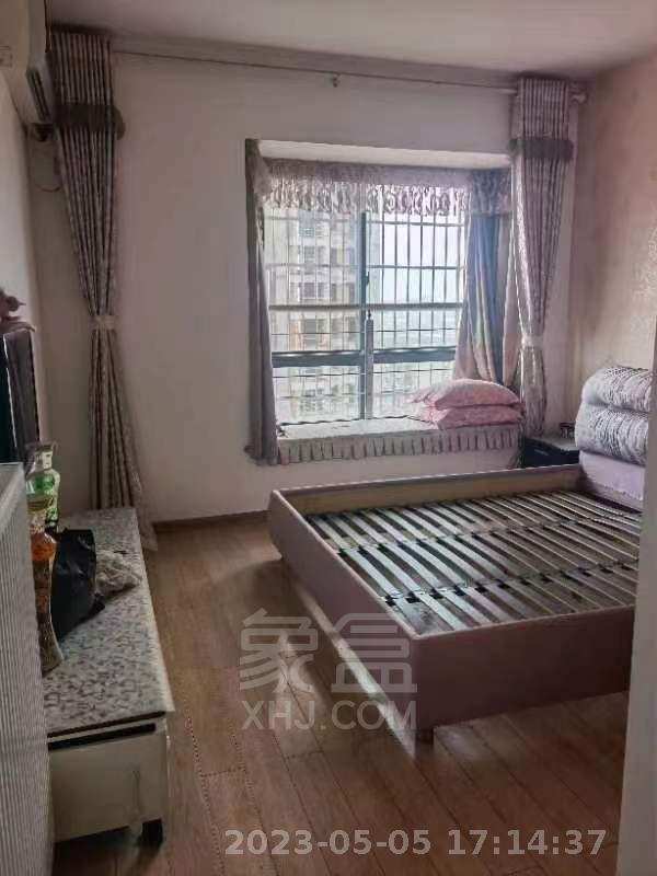 莱茵小镇  4室2厅2卫    1900.0元/月 莱茵小镇  4室2厅2卫    1900.0元/月室内图