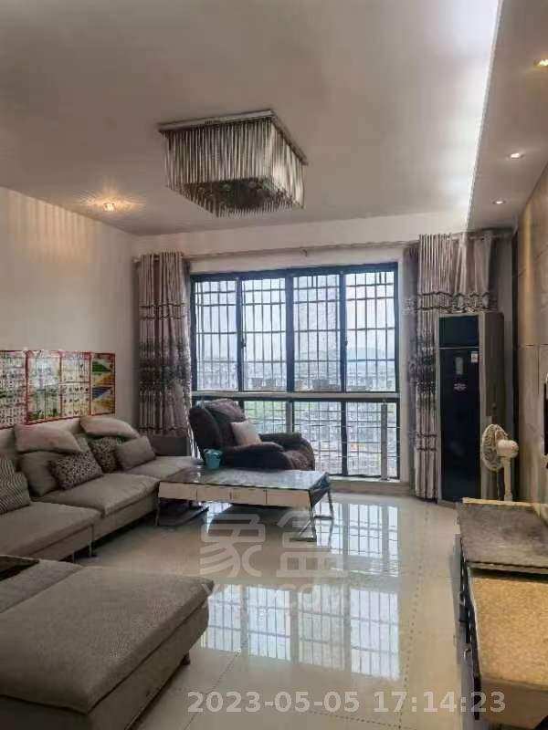 莱茵小镇  4室2厅2卫    1900.0元/月 莱茵小镇  4室2厅2卫    1900.0元/月室内图