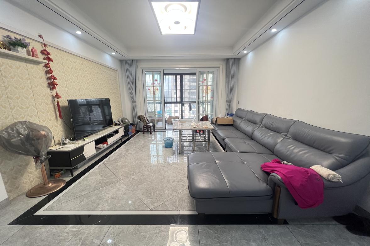 天邦.新龙苑  3室2厅2卫    2400.0元/月室内图