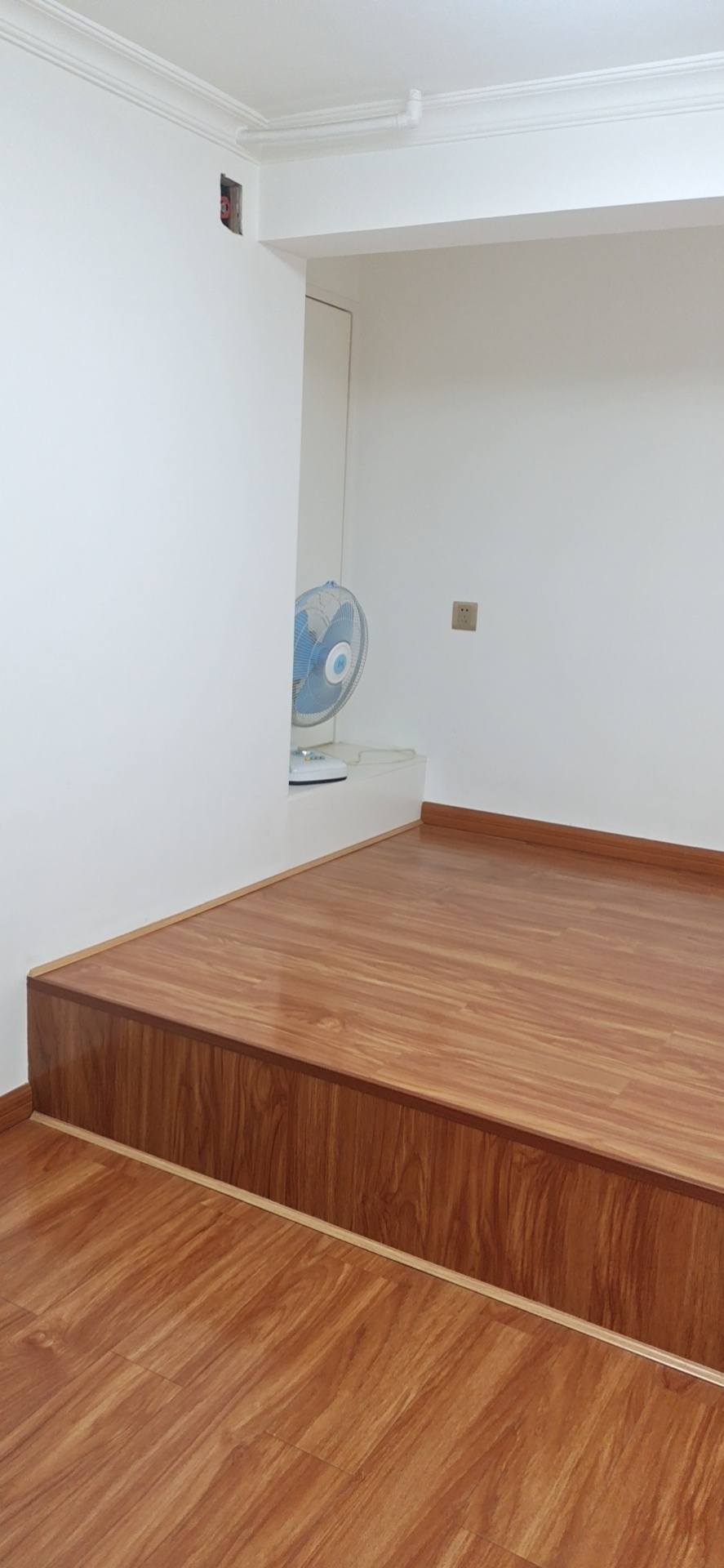 云顶上品  2室1厅2卫   1680.00元/月室内图
