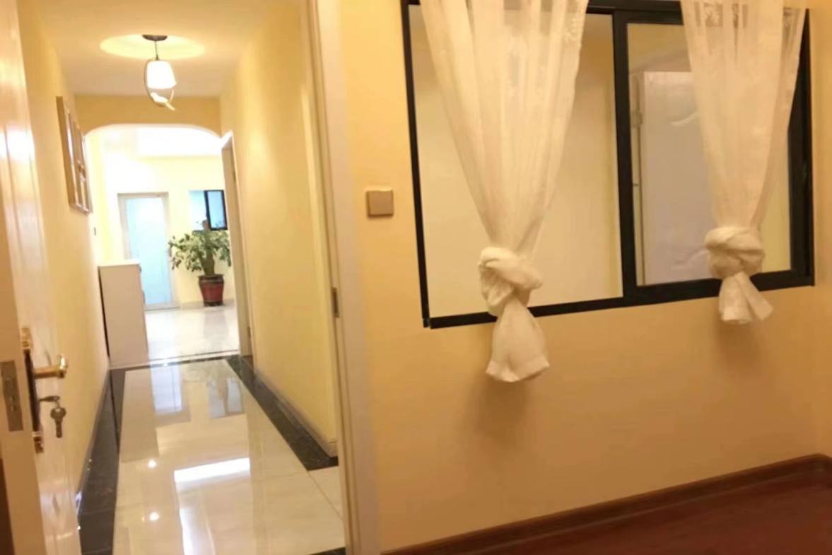 明辉大厦 3室2厅1卫 2000.0元/月 明辉大厦 3室2厅1卫 2000.0元/月室内图