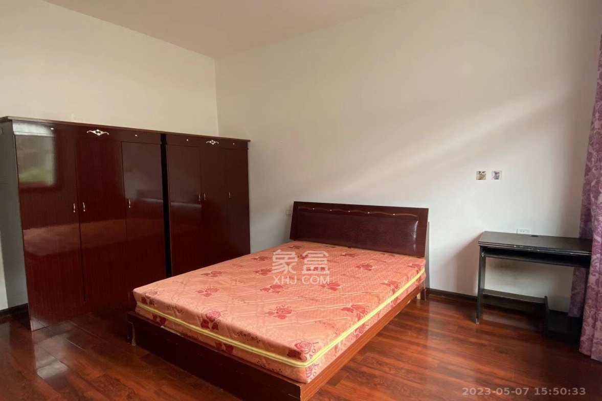 九华合山社区  3室2厅1卫    1200.0元/月室内图