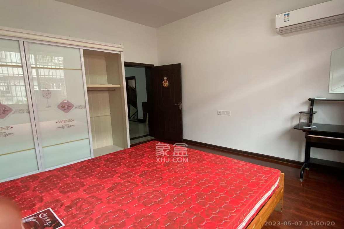 九华合山社区  3室2厅1卫    1200.0元/月室内图