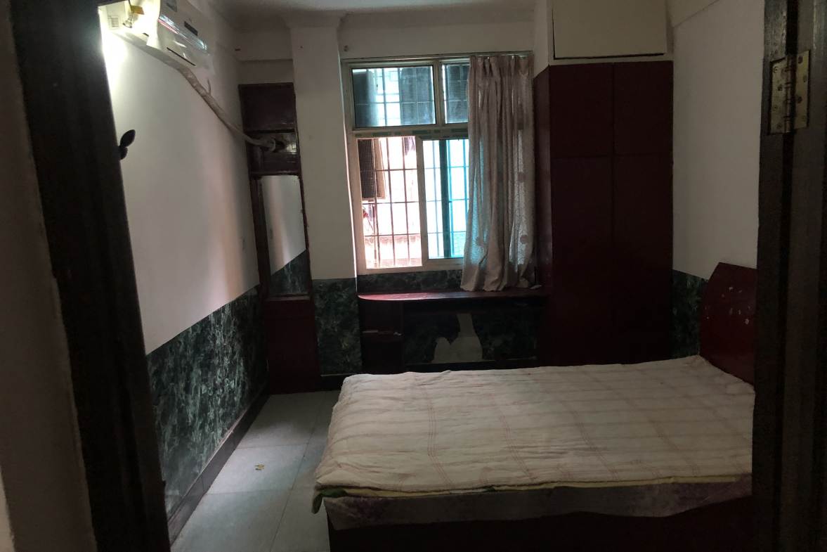 王家小区  2室1厅1卫    1000.0元/月 王家小区  2室1厅1卫    1000.0元/月室内图