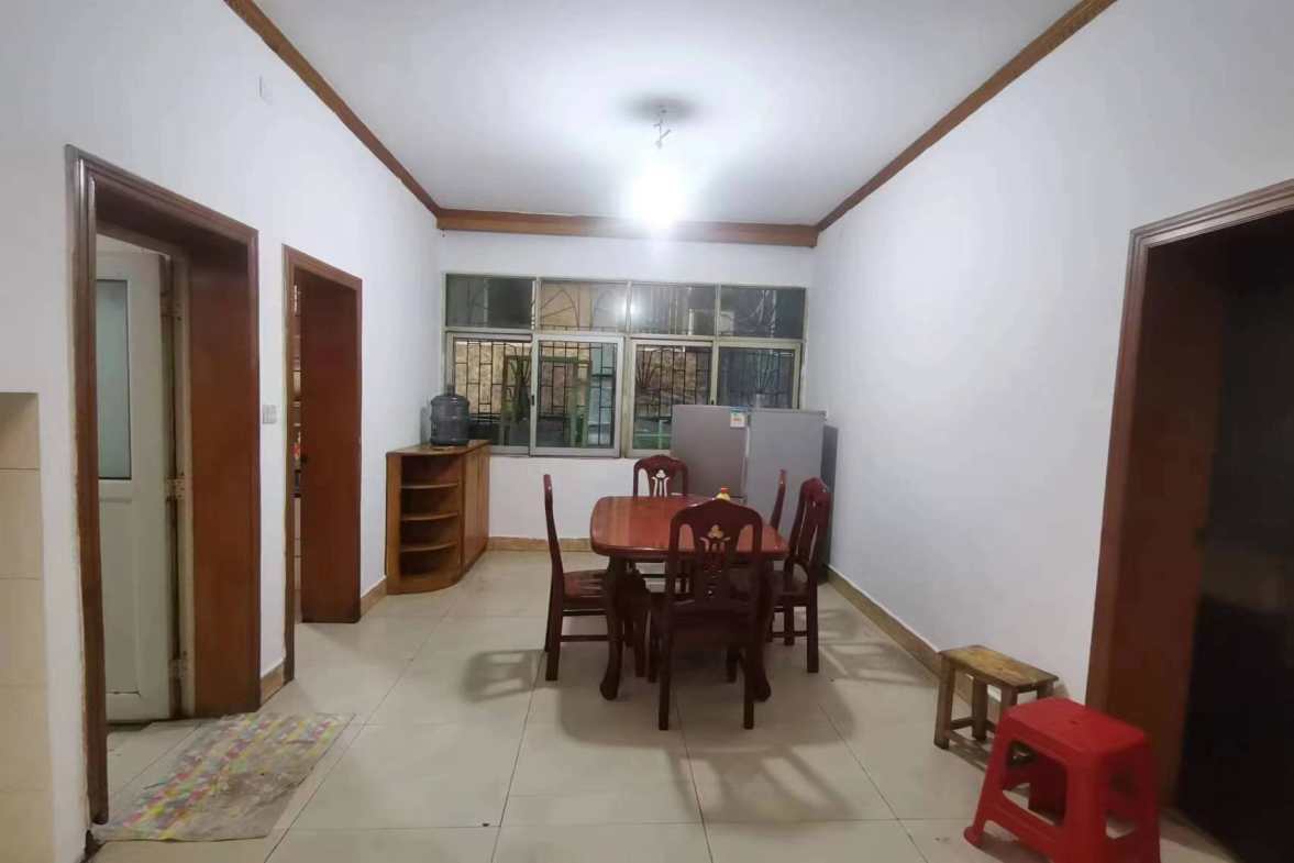 立新二社区  3室2厅2卫   1200.00元/月室内图