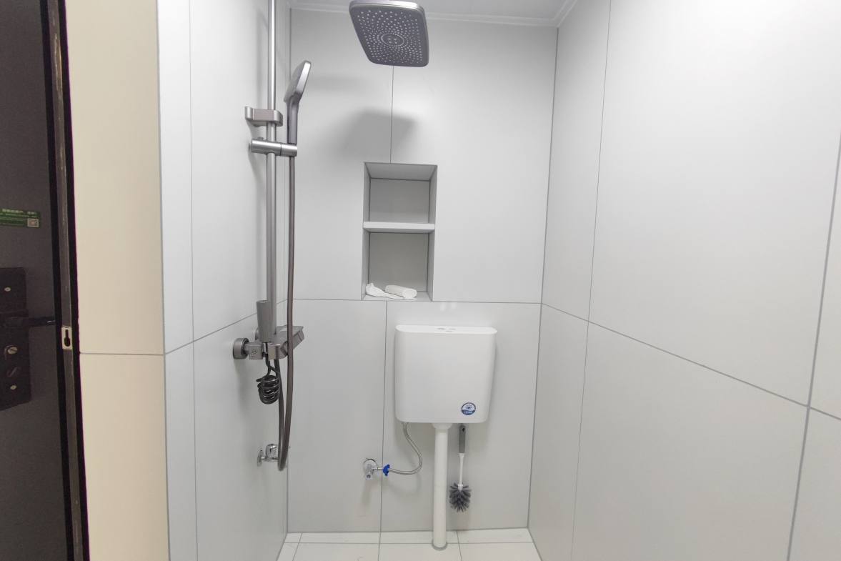 宝基广场  1室1厅1卫   1300.00元/月室内图